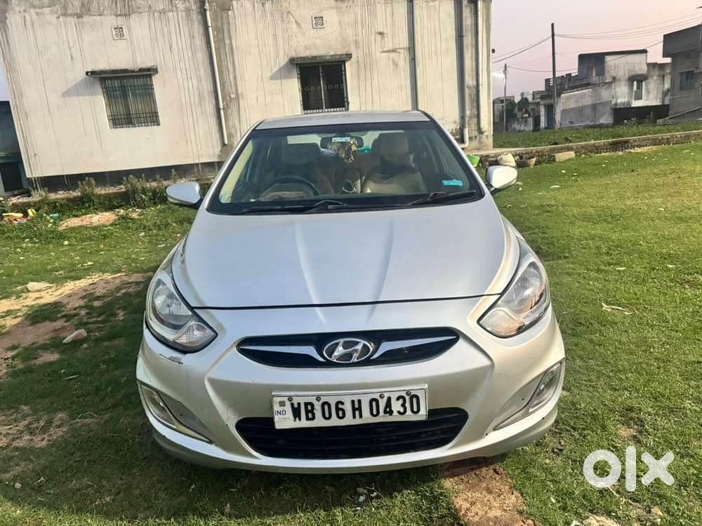 Hyundai Fluidic Verna 2011 Petrol Well Maintained
