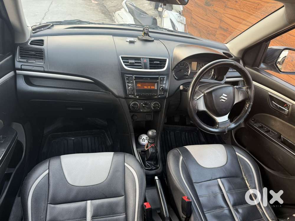 Maruti Suzuki Swift Vxi Abs Bsiv, 2015, Petrol