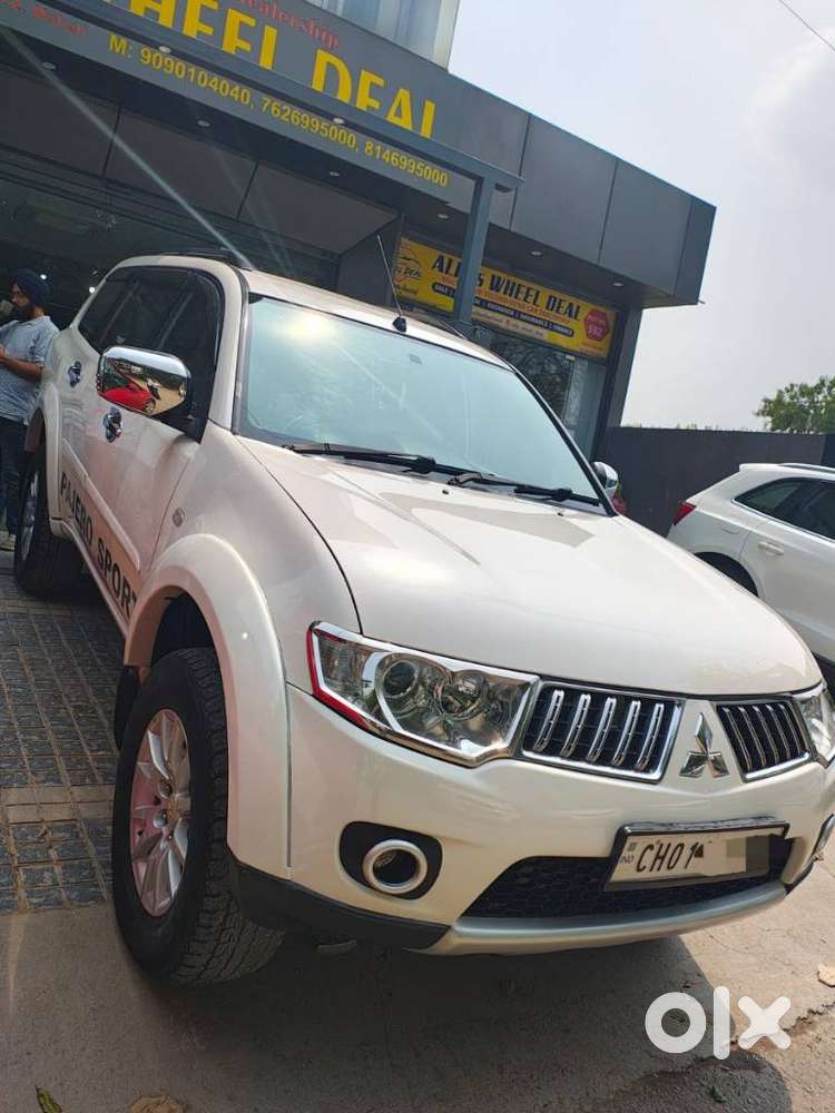 Mitsubishi Pajero Sport 2.5 Manual, 2012, Diesel