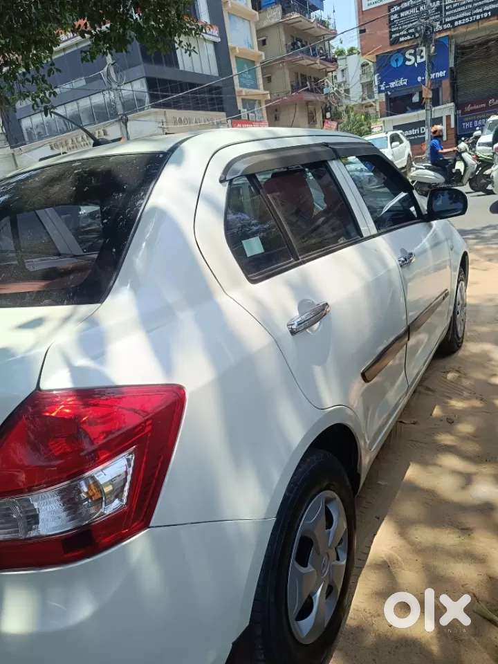 Maruti Suzuki Dzire 1.2 Vxi, 2022, Petrol