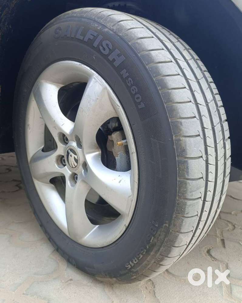 Skoda Rapid 2011-2013 1.6 Tdi Ambition Plus Alloy, 2015, Diesel