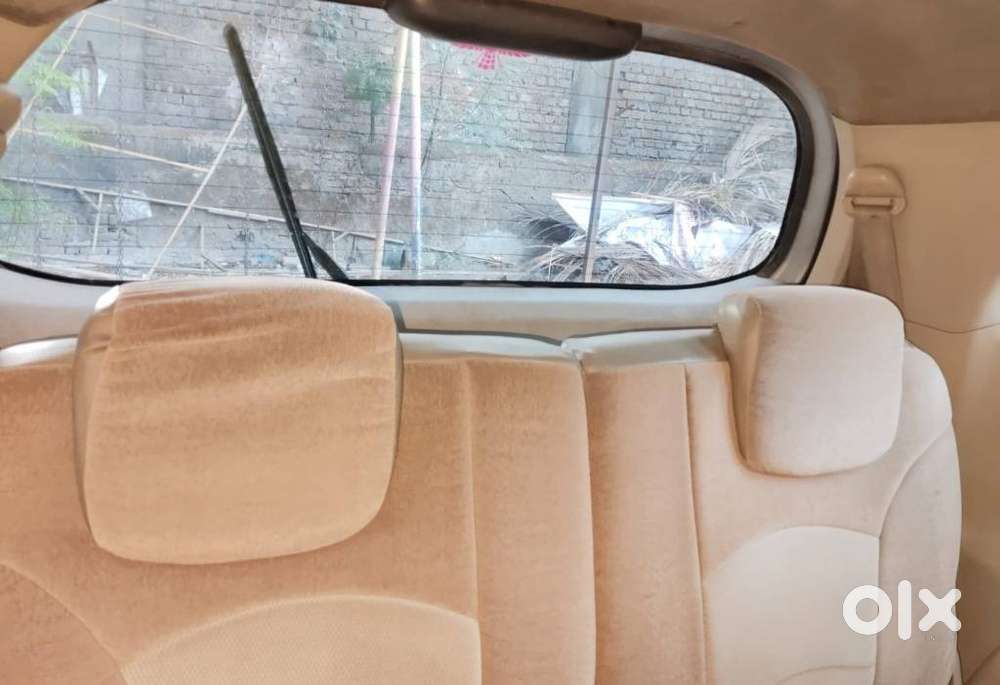 Toyota Innova 2.5 G1 Diesel 8-seater, 2006, Diesel