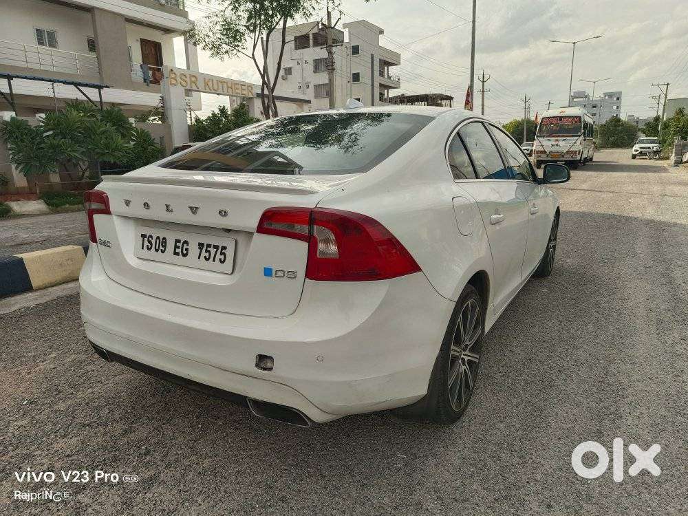 Volvo S60 D5 Inscription, 2015, Diesel