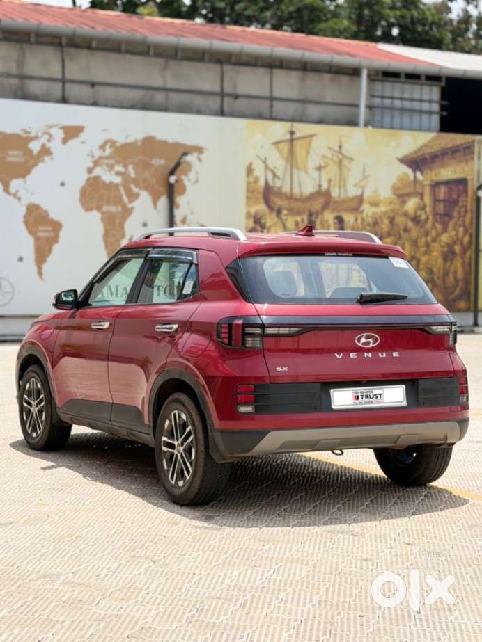 Hyundai Venue Sx (o) Mt 1.5 Diesel, 2022, Diesel