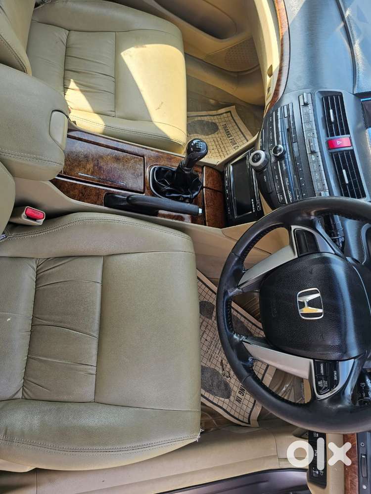 Honda Accord 2.4 Manual, 2011, Petrol