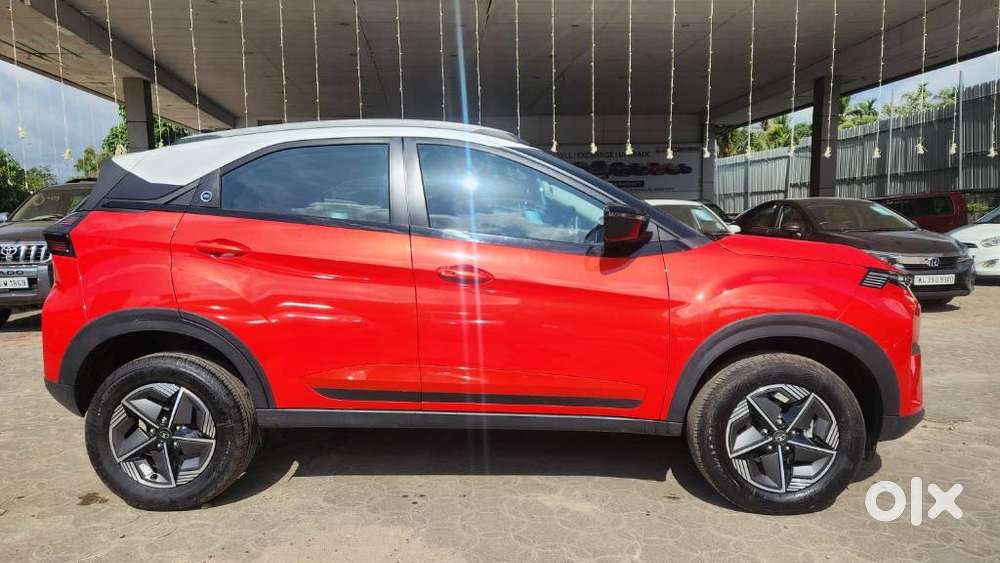 Tata Nexon Creative 1.2 Revotron Petrol 7dca, 2024, Petrol