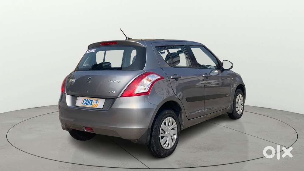 Maruti Suzuki Swift Vxi, 2016, Petrol