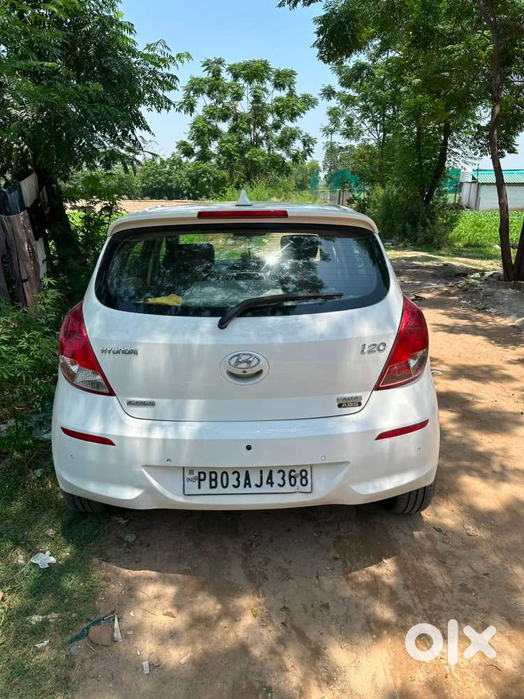 Hyundai I20 Diesel 2013 Registerd 2015 Valid Till 2030