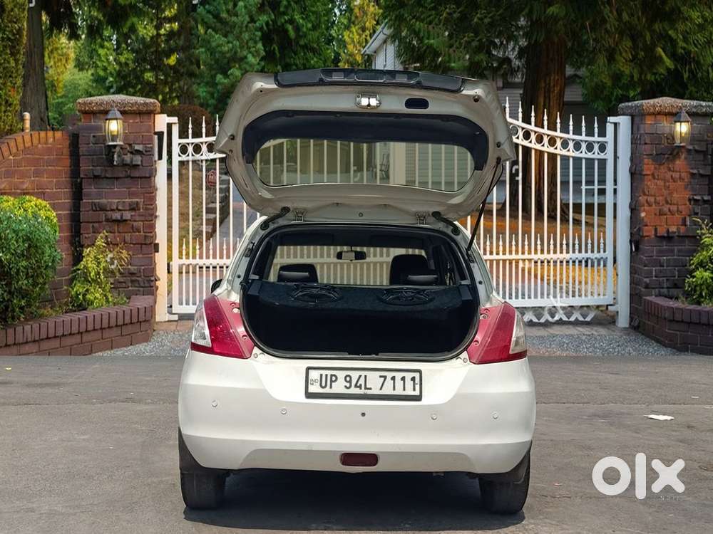 Maruti Suzuki Swift Vxi Abs Bsiv, 2014, Petrol