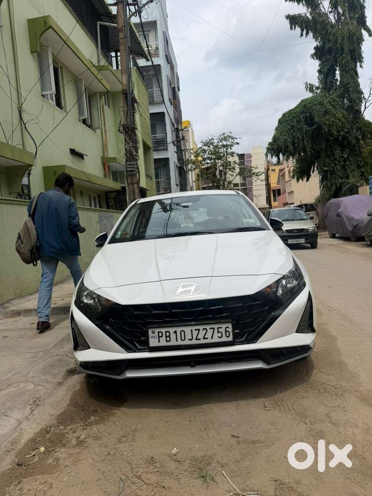 Hyundai New I20 Petrol Manual 2025