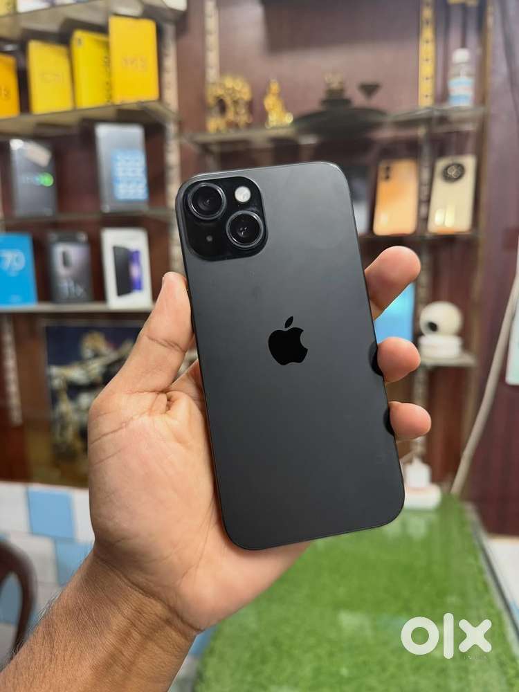 iPhone 15 available in 128 gb in black colour