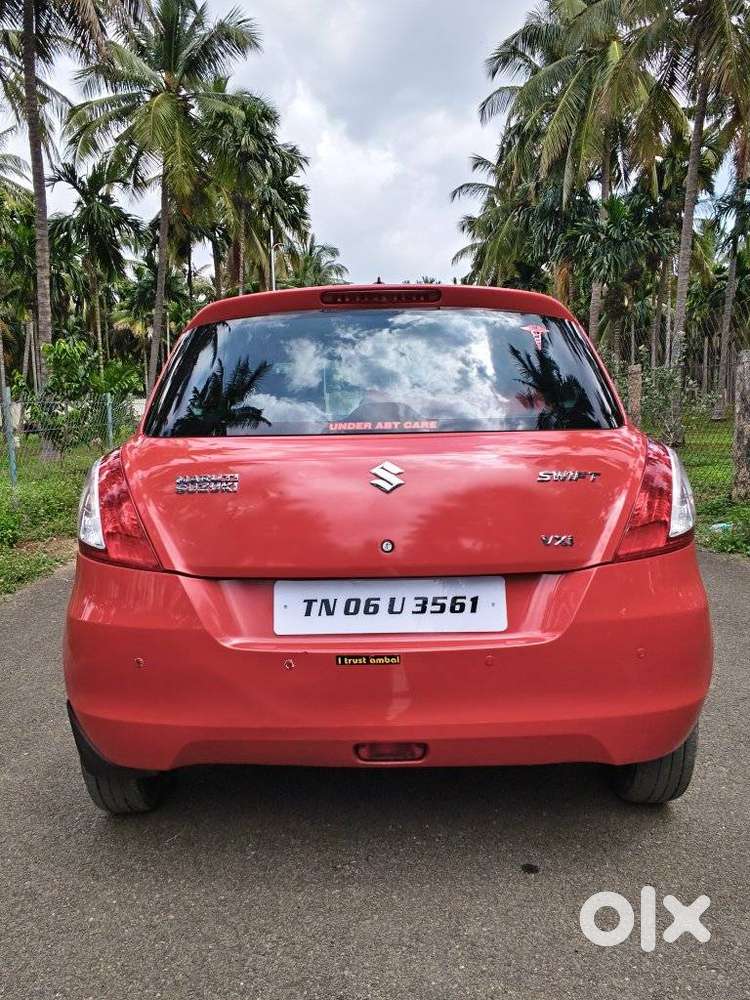 Maruti Suzuki Swift Vxi + Manual, 2017, Petrol