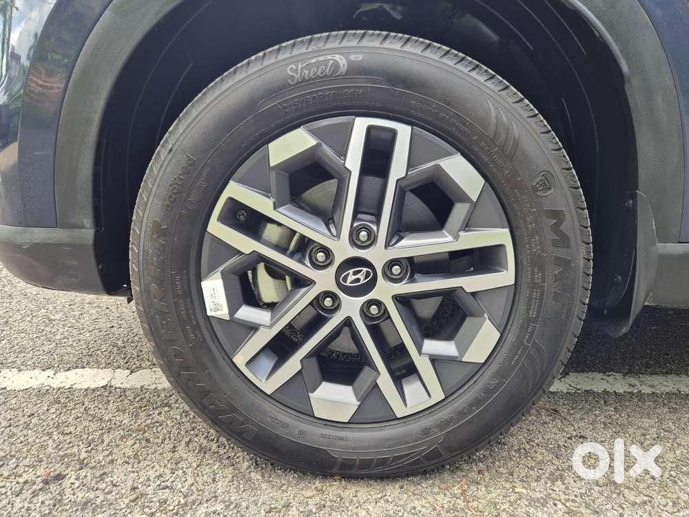Hyundai Venue 1.0 Sx (o) Turbo Dct, 2023, Petrol