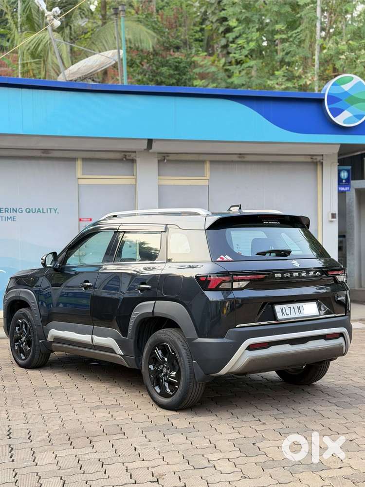 Maruti Suzuki Brezza 1.5 Zxi Smart Hybrid, 2025, Petrol