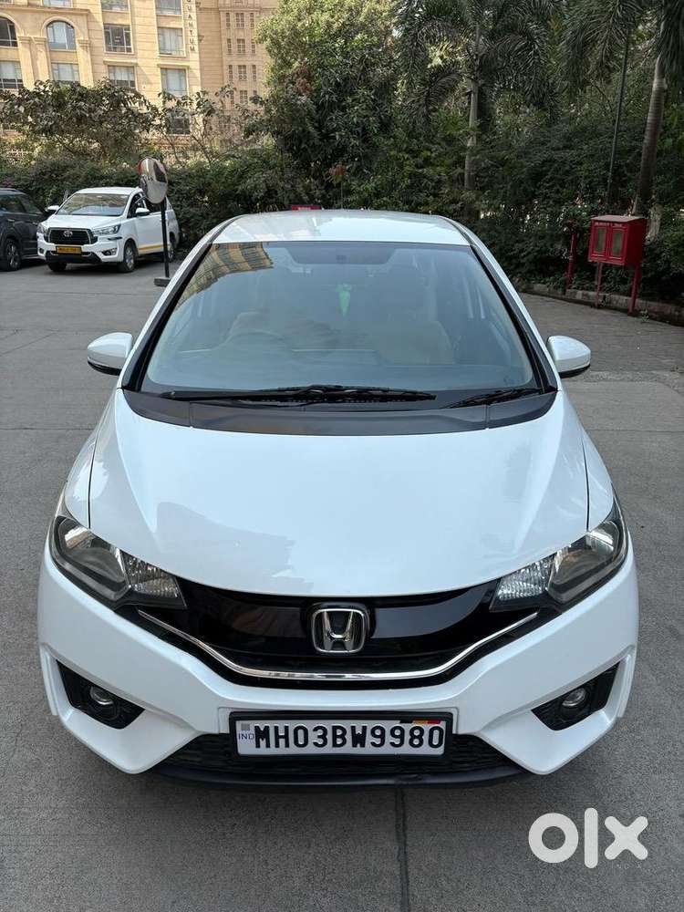 Honda Jazz 1.2 I-vtec – Best For Long Drives & City Driving