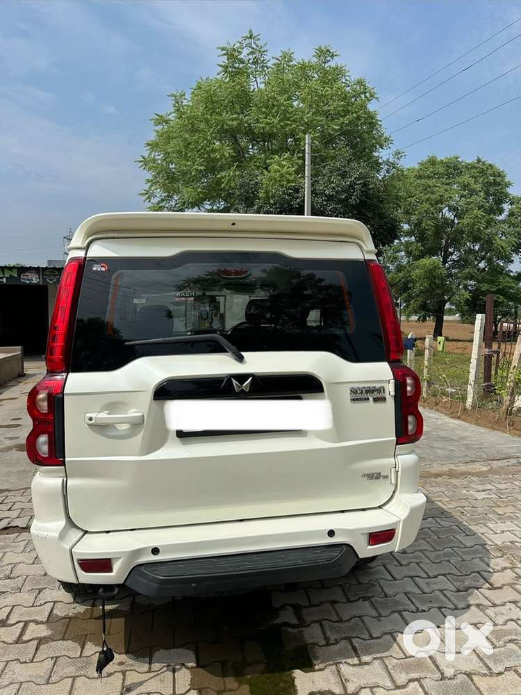 Mahindra Scorpio Classic 2023 Diesel Manual