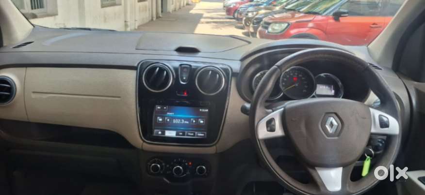 Renault Lodgy Stepway 110ps Rxz 7s, 2018, Petrol