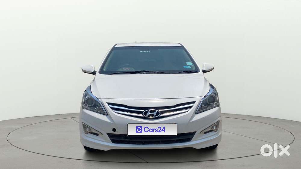Hyundai Verna 1.6 Vtvt Sx, 2016, Petrol