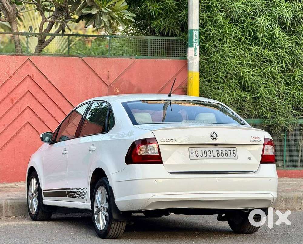 Skoda Rapid [2016-2020] 1.5 Style Plus Tdi At, 2019, Diesel