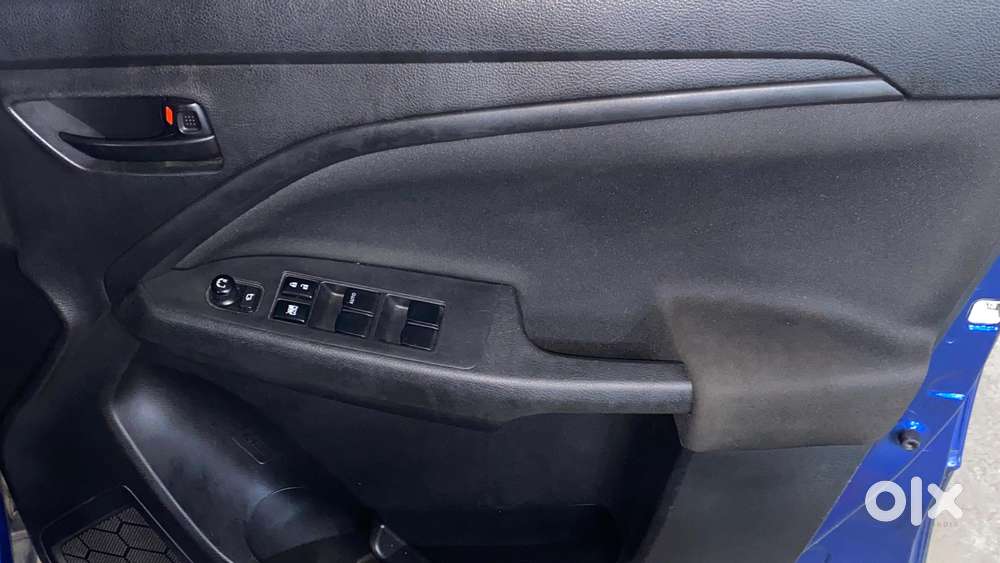 Maruti Suzuki Vitara Brezza 1.5 Vxi At, 2023, Petrol