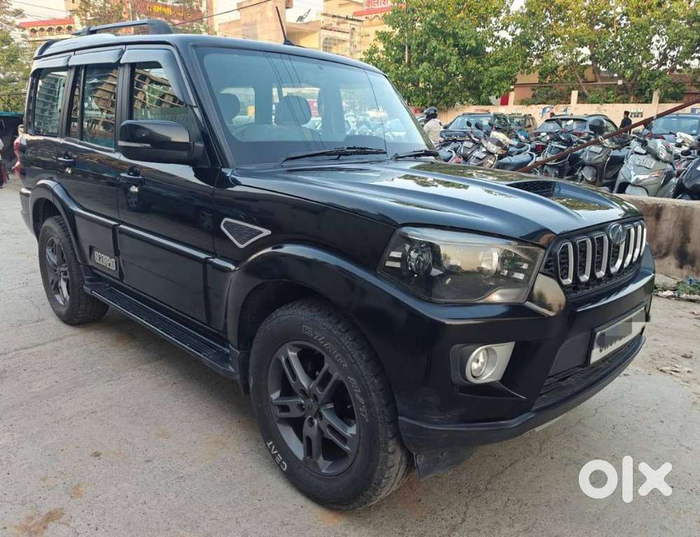 Mahindra Scorpio S9, 2019