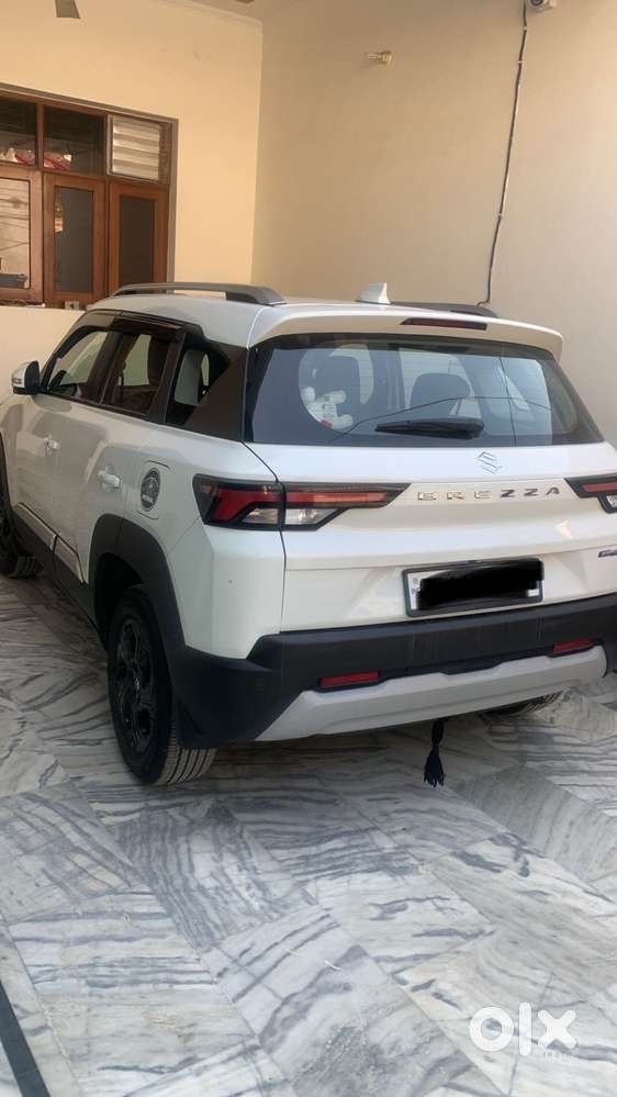 Almost Brand New. Year 2023