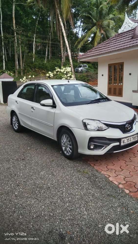 Toyota Etios 1.5 Vx, 2017, Petrol
