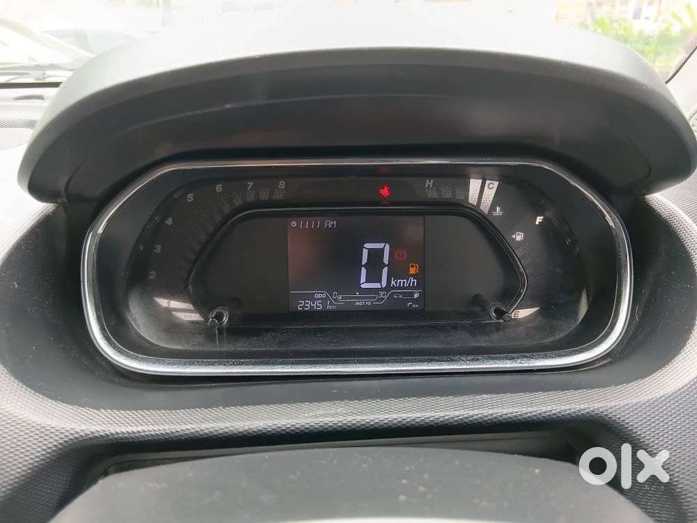 Tata Tiago 1.2 Revotron Xt (o), 2024, Petrol