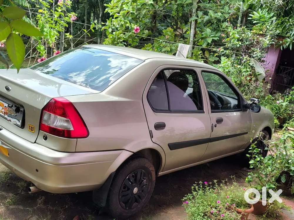 Ford Ikon 1.3 Zxi 2009