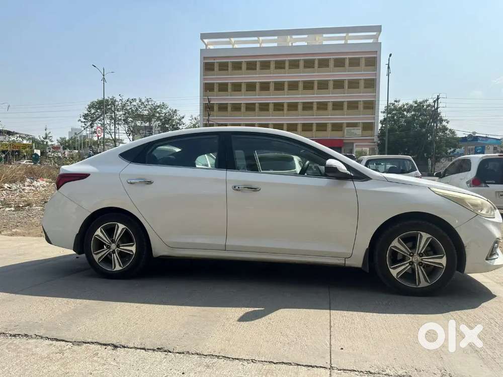 1600cc Singel Handed Used Well Maintained.all Services Done By Hyundai