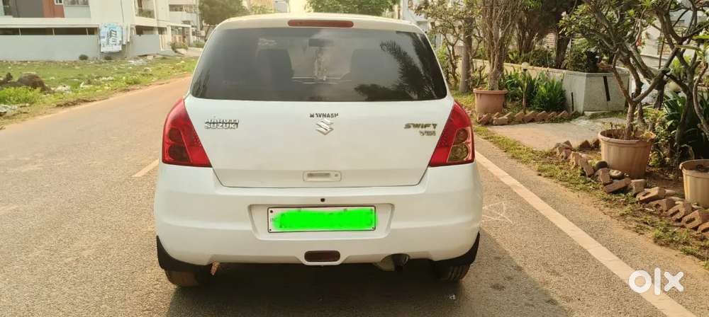 Maruti Suzuki Swift 2010 Diesel 120000 Km Driven