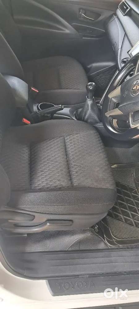 Toyota Innova Crysta 2018(re) Diesel Well Maintained.