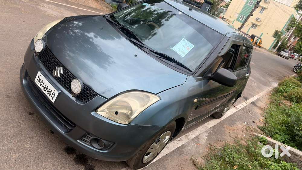 Maruti Suzuki Swift, 2011, Petrol