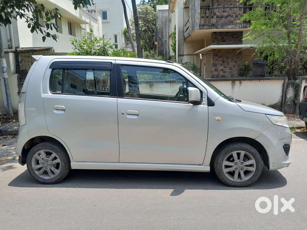 Maruti Suzuki Stingray Vxi, 2014, Petrol