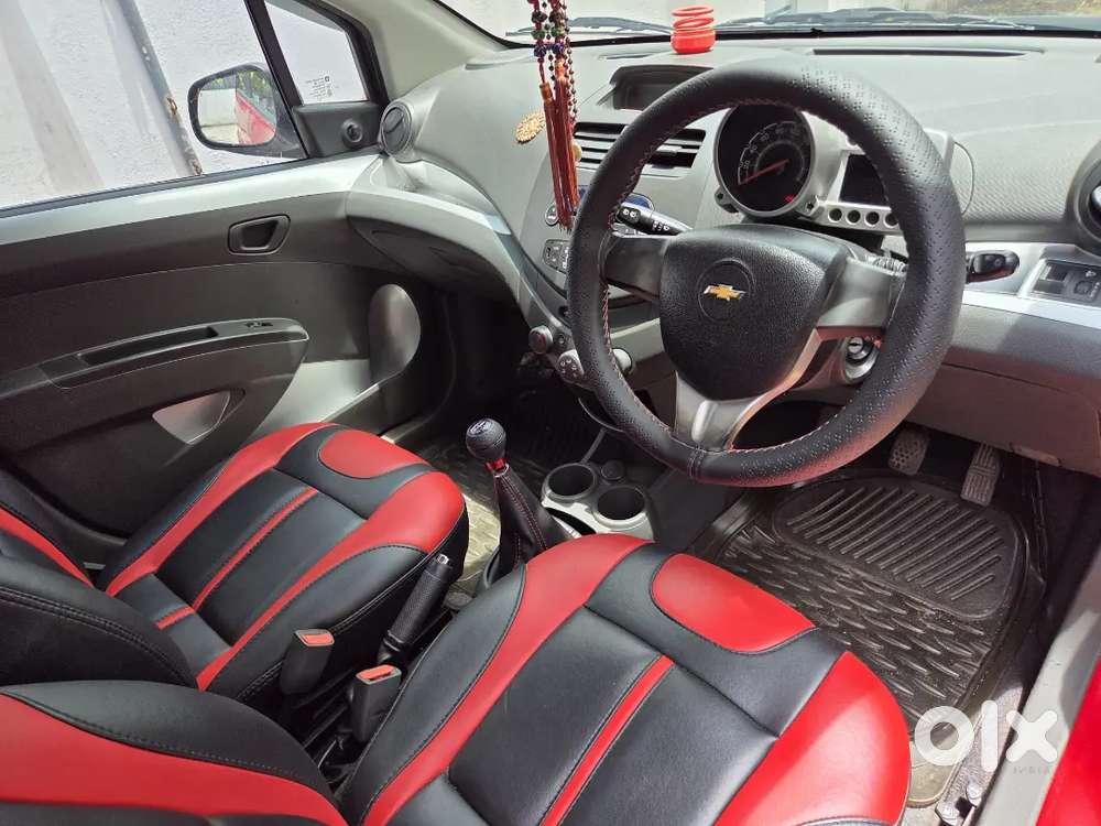 Chevrolet Beat Petrol 2014