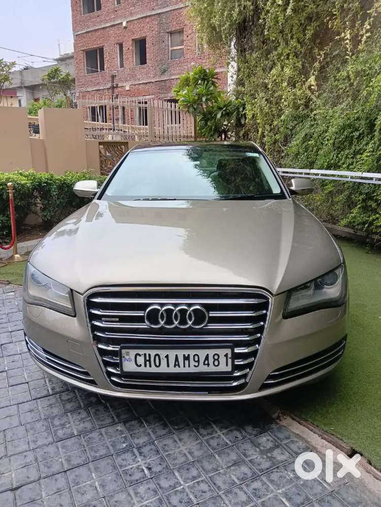 Audi A8 2012