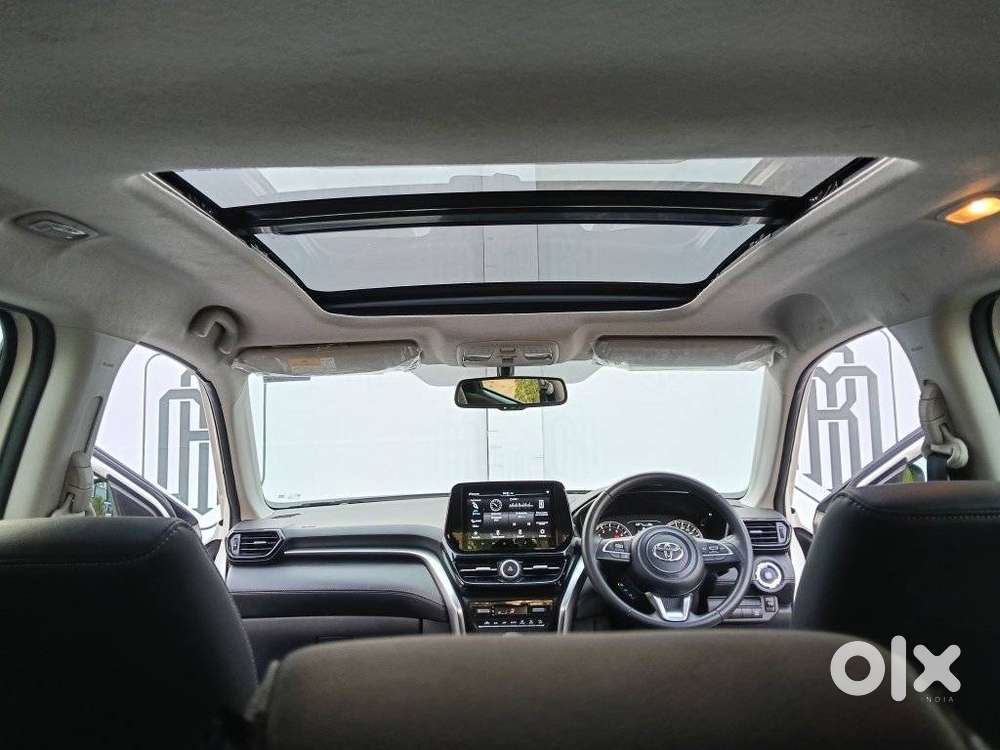 Toyota Urban Cruiser Hyryder 1.5 V Neo Drive At, 2024, Petrol