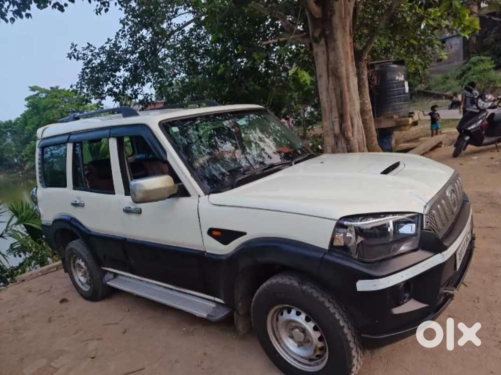Mahindra Scorpio 2017 Diesel 80000 Km Driven