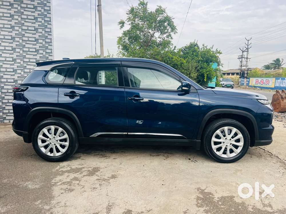 Maruti Suzuki Grand Vitara 1.5 Delta Smart Hybrid At, 2023, Petrol