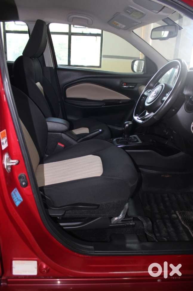 Toyota Glanza 1.2 V Amt, 2023, Petrol
