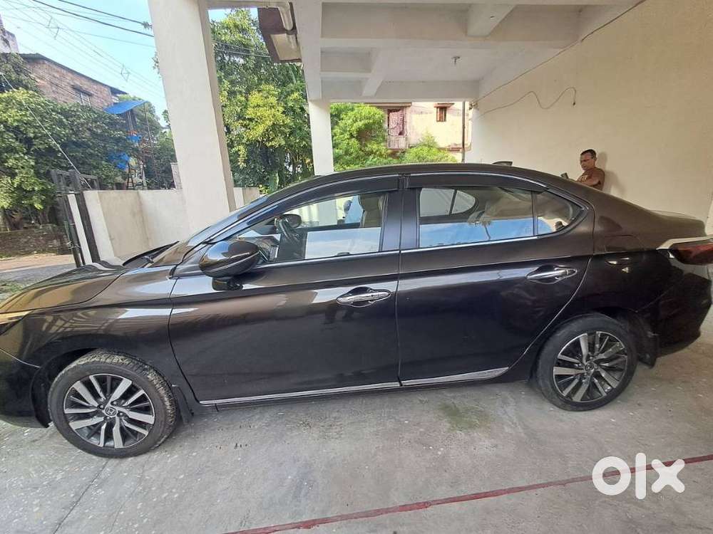 Honda City Zx Petrol Mt, 2023, Petrol