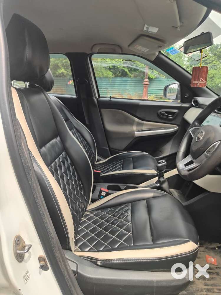 Nissan Magnite 1.0 Xv Executive, 2022, Petrol
