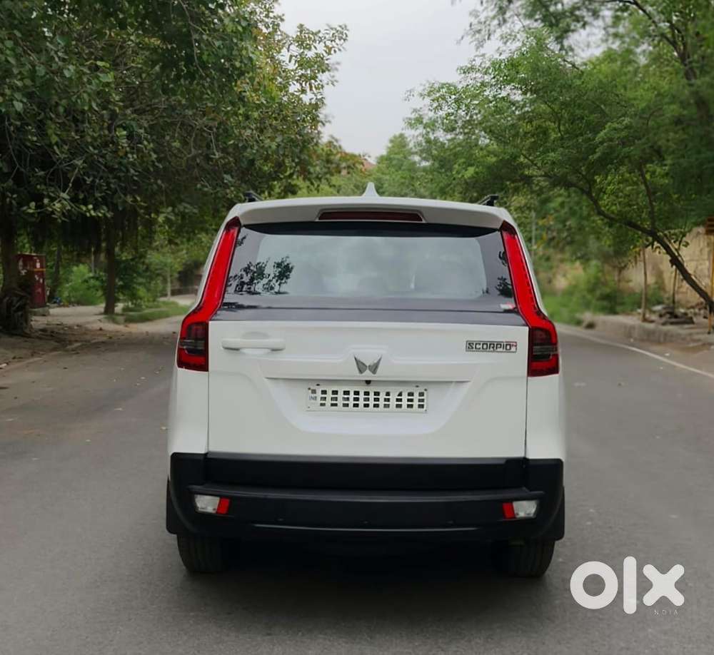 Mahindra Scorpio-n 2.0 Z2 Petrol Mt 7 Str, 2025, Petrol