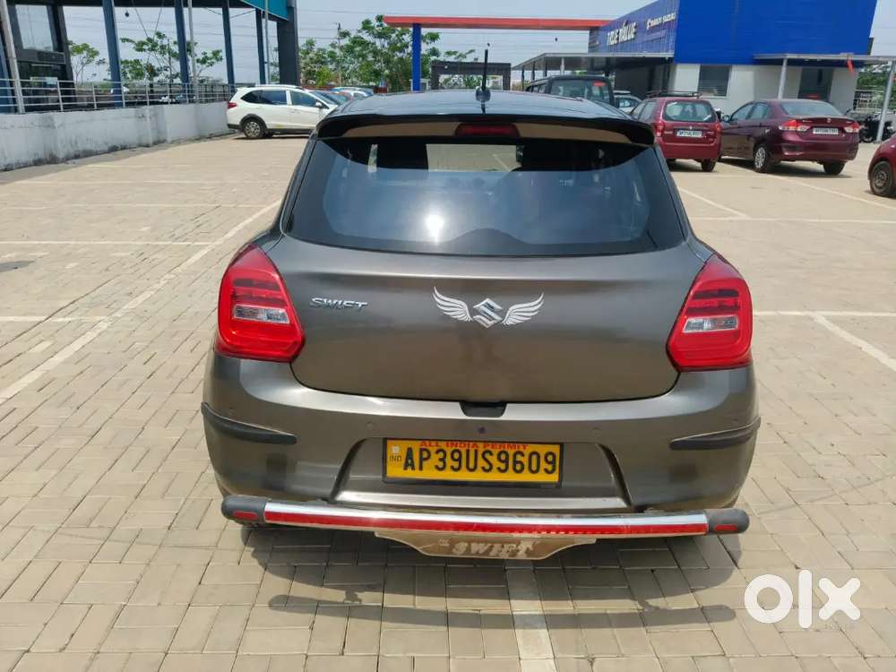 2023 Maruti Suzuki Swift Vxi Petrol Manual