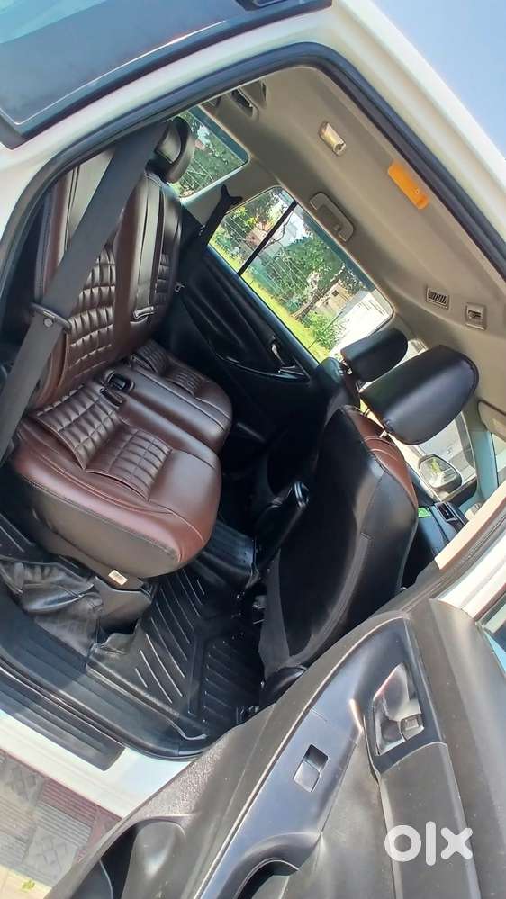 Toyota Innova Crysta [2020-ongoing] 2.7 Gx At 8 Str, 2022, Diesel