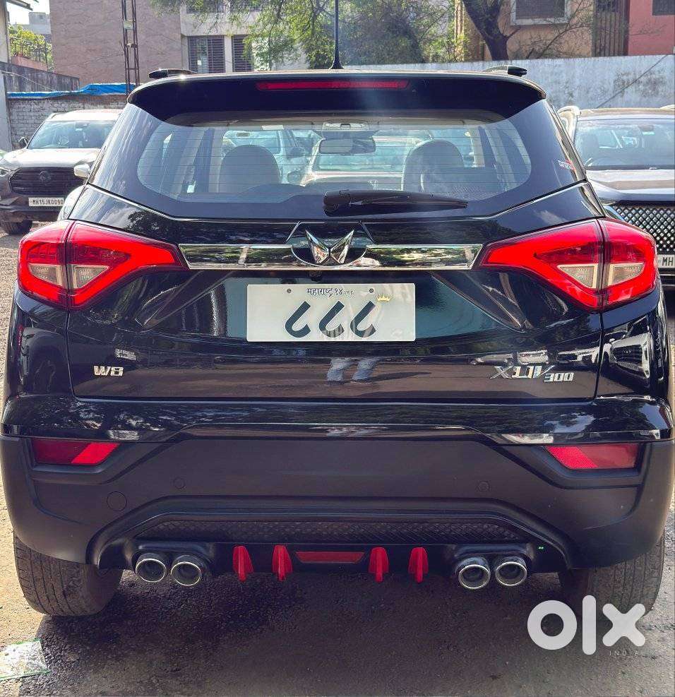 Mahindra Xuv300 W8 Option Diesel, 2023, Diesel