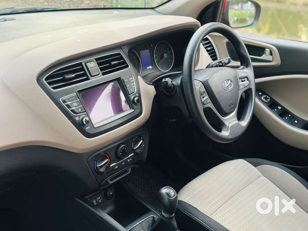 Hyundai Elite I20 Sportz (o) 1.2 Mt, 2019, Petrol