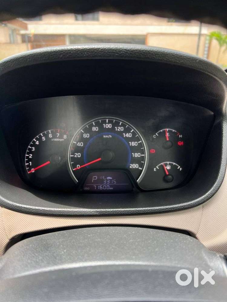 Hyundai Grand I10 Asta Automatic 1.2 Kappa Vtvt, 2015, Petrol