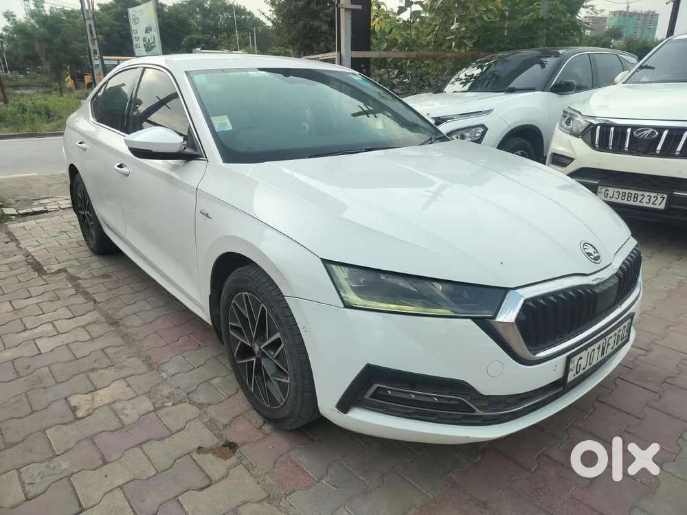 Skoda Octavia 2.0 L K Tsi At, 2022, Petrol