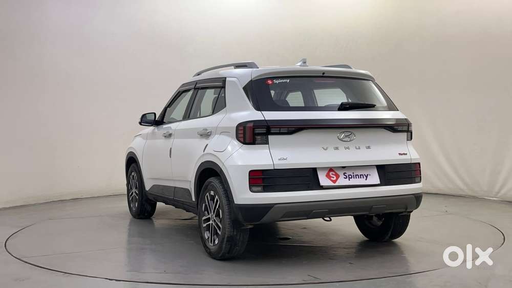 Hyundai Venue 1.0 Sx (o) Turbo Dct, 2023, Petrol